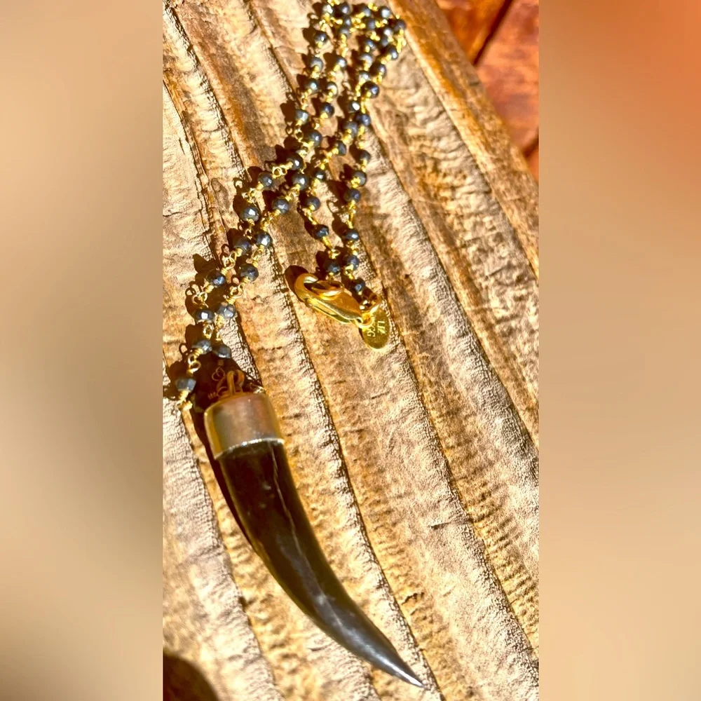 Liz Legg Bead and Horn Gold Necklace - Picture 8 of 11